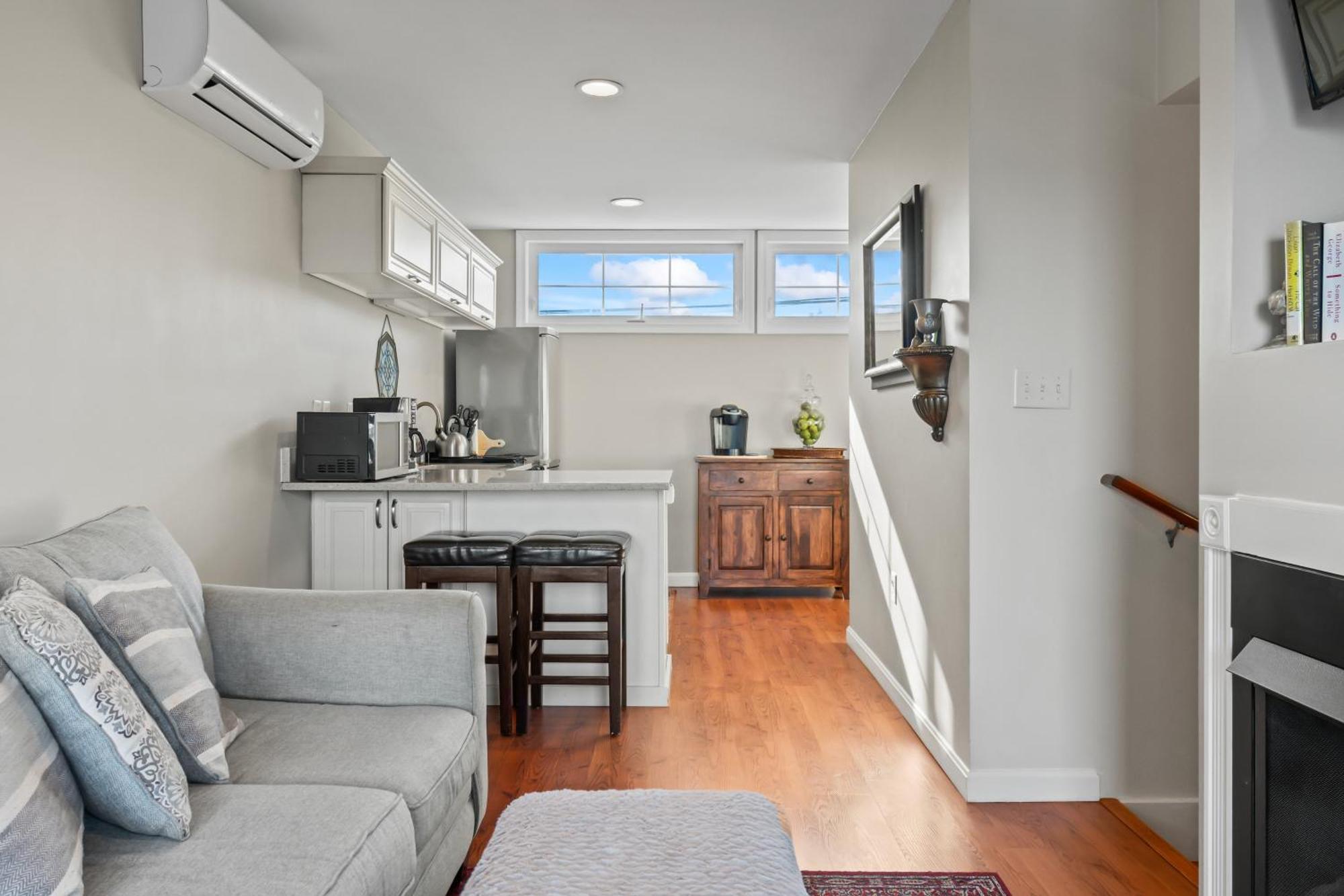 Perkins Cove Oceanfront Cottage Оганкит Экстерьер фото