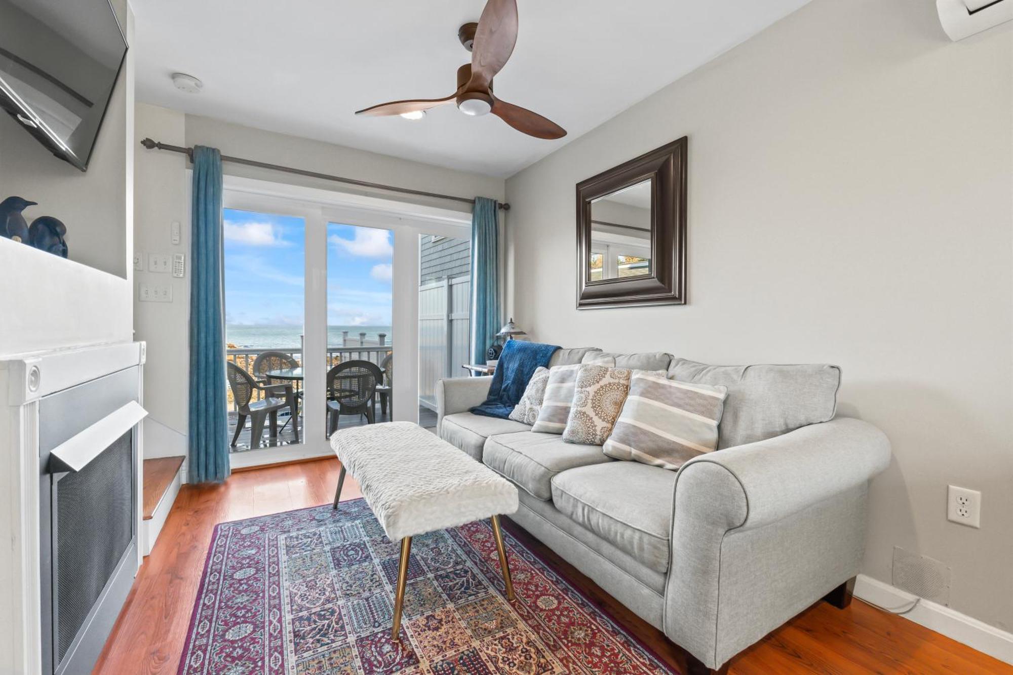 Perkins Cove Oceanfront Cottage Оганкит Экстерьер фото